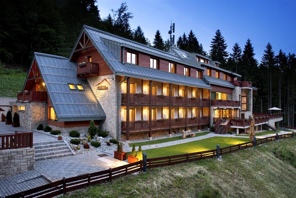 Hotel Rozsutec Terchová Exterior foto